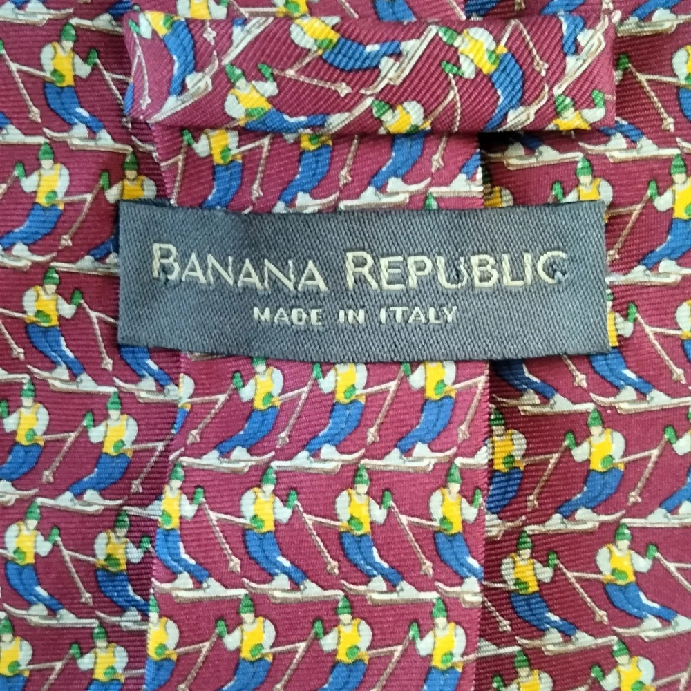 Banana Republic 100% Silk Tie With Maroon Background With Ski Pattern